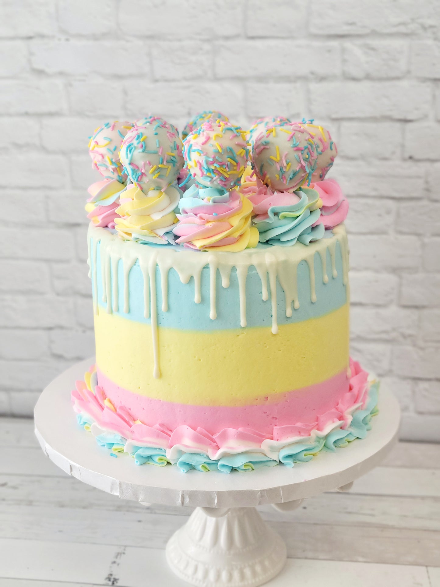 Birthday and occasion cakes.