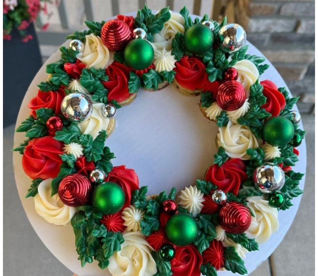Nov 29th      Cupcake wreath class   Save description info
